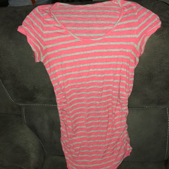 Maternity T-shirt’s - Picture 2 of 3